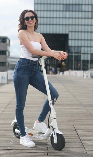 E-Scooter Emma 2022 mit Straßenzulassung